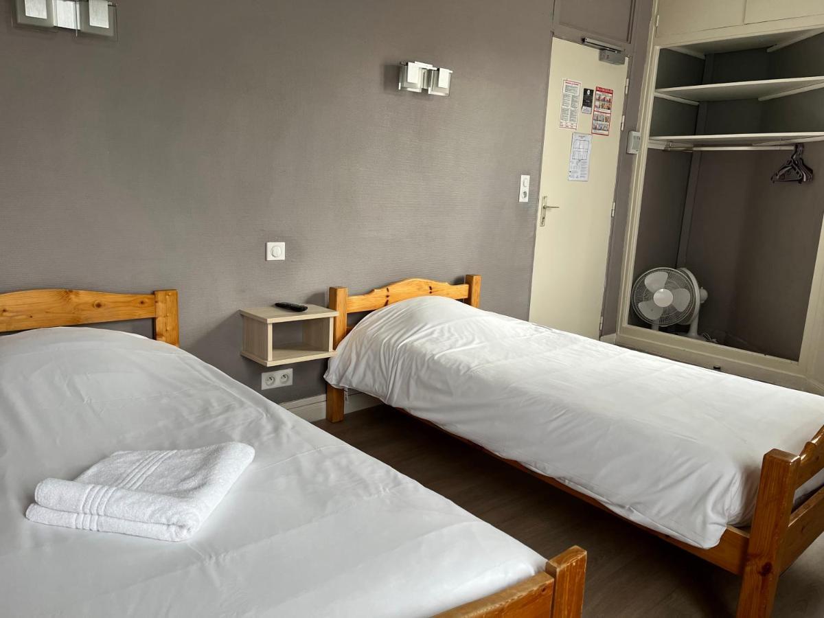 Aux Bons Amis Hotell Reims Eksteriør bilde